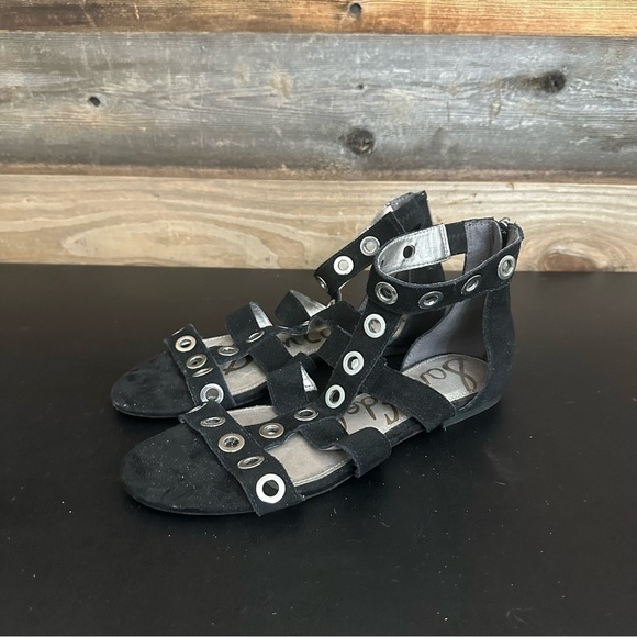 Sam Edelman Black Gladiator Brielle Sandals Silver Grommet Size 9 Grunge Goth - Picture 1 of 9